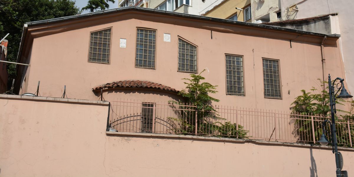 images/Backgrounds/Other/Gennethlion_tis_Theotokou_Palaiou_Mpaniou_Beshiktas.jpg#joomlaImage://local-images/Backgrounds/Other/Gennethlion_tis_Theotokou_Palaiou_Mpaniou_Beshiktas.jpg?width=1200&height=600