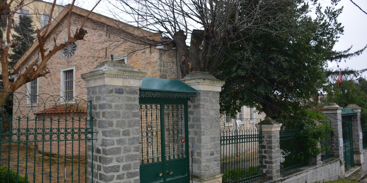 images/Backgrounds/Other/Theia_Metamorphosi_Kandylli.jpg#joomlaImage://local-images/Backgrounds/Other/Theia_Metamorphosi_Kandylli.jpg?width=1200&height=600